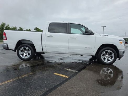 Used 2022 RAM 1500 Big Horn AWD/4WD image 9