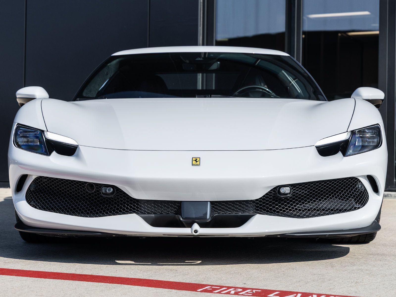 Used 2022 Ferrari 296 GTB RWD image 4