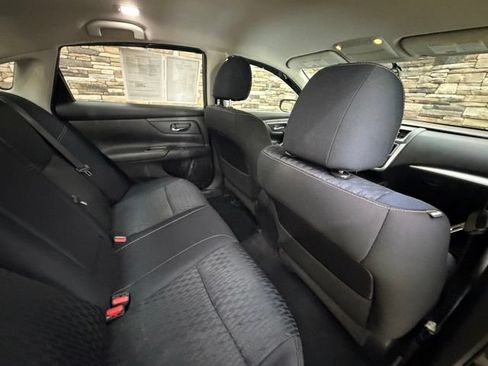 Used 2017 Nissan Altima 2.5 S w/ Power Driver Seat Package FWD image 32