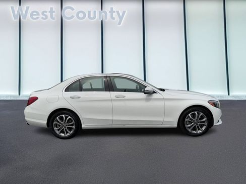 Used 2017 Mercedes-Benz C 300 4MATIC Sedan image 2