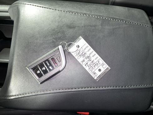 Used 2024 Acura RDX SH-AWD image 23