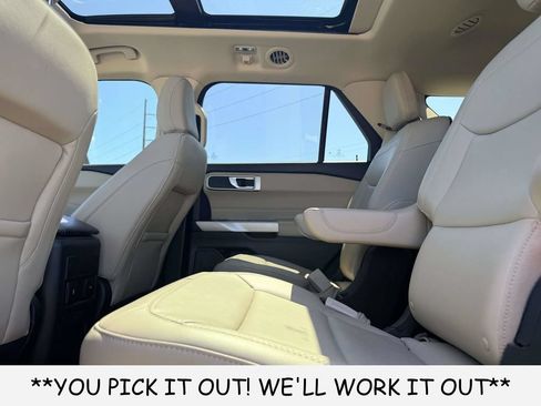 Used 2023 Ford Explorer XLT w/ Equipment Group 202A AWD/4WD image 24