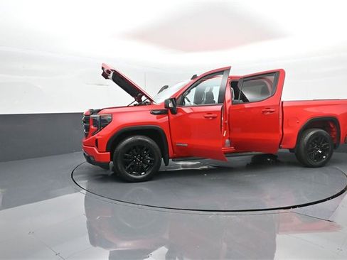 Used 2023 GMC Sierra 1500 Elevation image 33