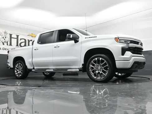 New 2026 Chevrolet Silverado 1500 RST w/ Safety Package AWD/4WD image 2