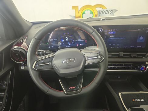 Used 2025 Chevrolet Equinox RS image 13