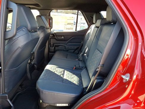 New 2025 Toyota 4Runner 4WD image 6