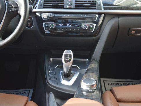 Used 2017 BMW 330i xDrive Sedan image 34