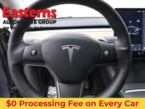 Used 2021 Tesla Model Y Long Range AWD/4WD image 10