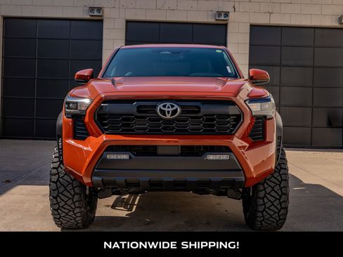 Used 2025 Toyota Tacoma TRD Off-Road image 4