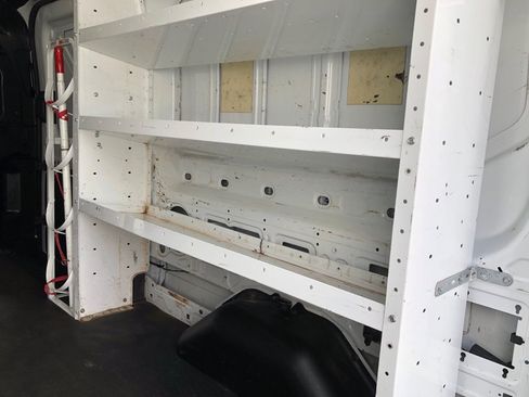 Used 2018 Ford Transit 250 148 Medium Roof RWD image 21