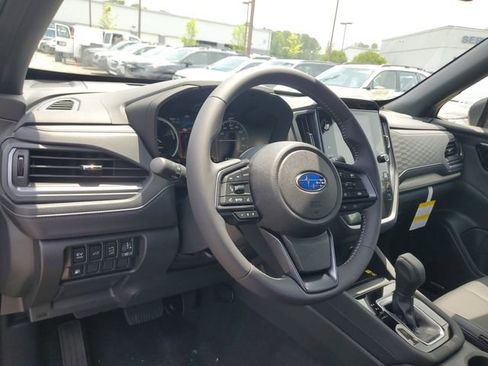 Used 2025 Subaru Forester Limited w/ Popular Package image 22