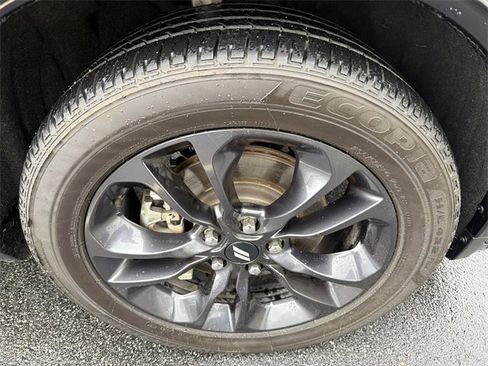 Used 2025 Dodge Durango GT w/ Blacktop Package image 12