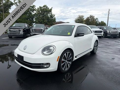 Used 2012 Volkswagen Beetle 2.0T FWD image 1