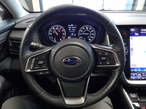 Used 2022 Subaru Outback Premium image 28