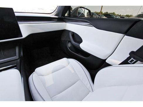Used 2021 Tesla Model S Plaid AWD/4WD image 11