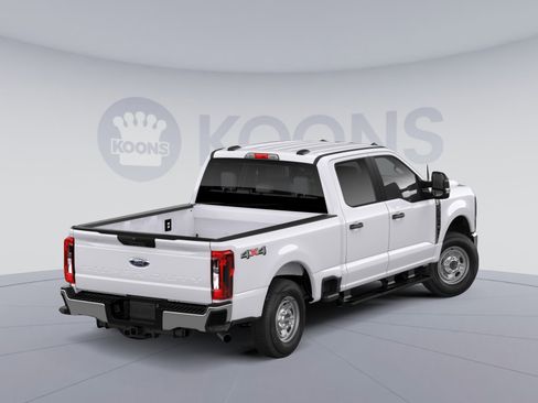 New 2026 Ford F250 XL w/ XL Chrome Package image 4