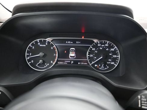Used 2023 Nissan Rogue S FWD image 14