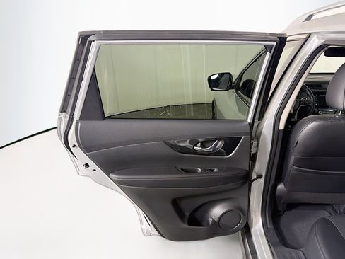 Used 2019 Nissan Rogue SL w/ Premium Package FWD image 27