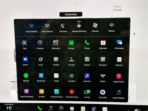 Used 2022 Tesla Model Y Long Range image 12