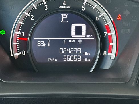 Used 2017 Honda Civic Sport image 33