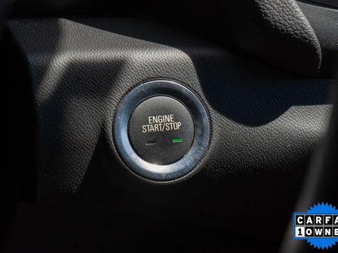 Used 2023 GMC Terrain SLE w/ Driver Convenience Package FWD image 26