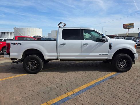 Used 2018 Ford F250 Platinum w/ Platinum Ultimate Package AWD/4WD image 4