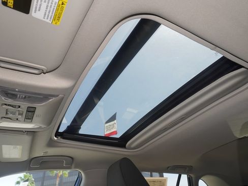 Used 2023 Toyota RAV4 XLE w/ Convenience Package FWD image 21