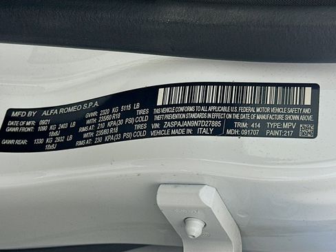 Used 2022 Alfa Romeo Stelvio Sprint image 12