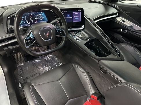 Used 2024 Chevrolet Corvette Stingray w/ Z51 Performance Package image 13