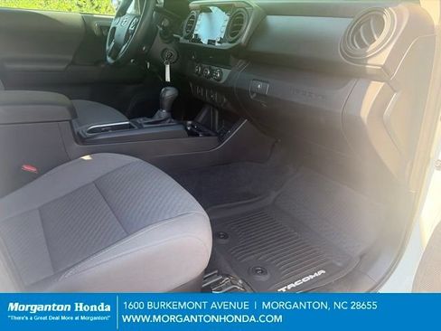 Used 2020 Toyota Tacoma SR w/ SR Convenience Package RWD image 29