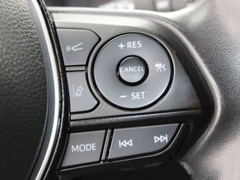 Used 2022 Toyota Corolla SE FWD image 28