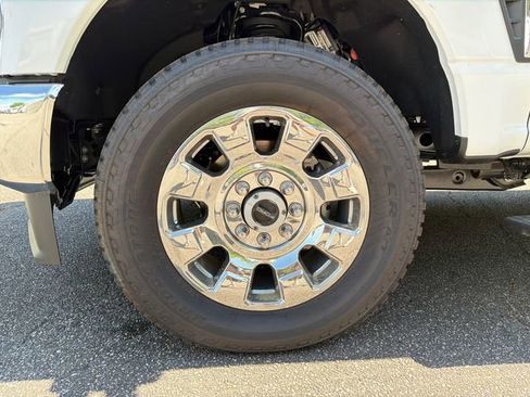 New 2026 Ford F250 King Ranch w/ Chrome Package AWD/4WD image 12