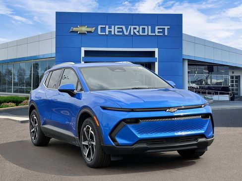 Used 2026 Chevrolet Equinox EV LT FWD image 6
