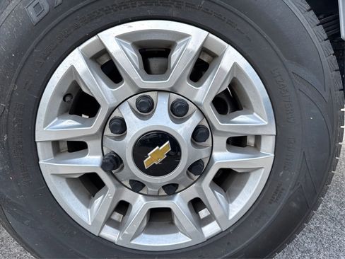 Certified 2024 Chevrolet Silverado 2500 LT image 15