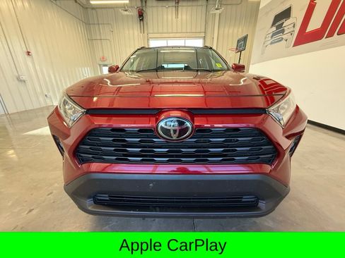 Used 2019 Toyota RAV4 XLE w/ Convenience Package image 11