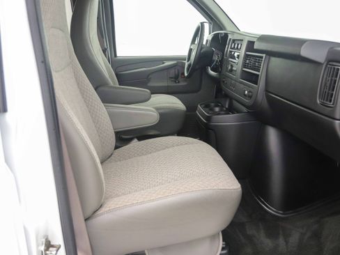 Used 2014 Chevrolet Express 1500 LT w/ LT Preferred Equipment Group image 15