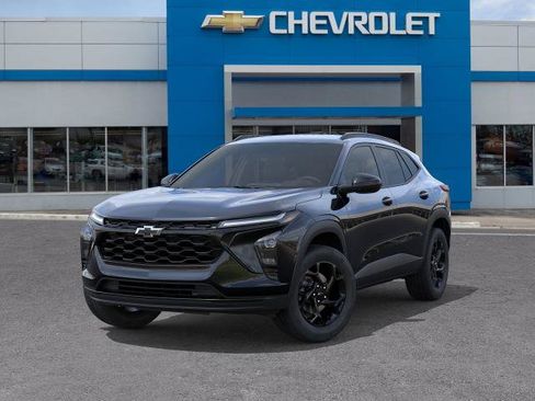 New 2026 Chevrolet Trax LT FWD image 6