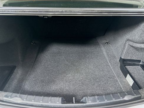 Used 2018 BMW 320i Sedan image 26