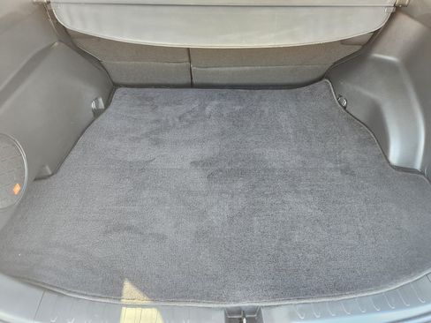 Used 2021 Toyota RAV4 XLE Premium FWD image 34