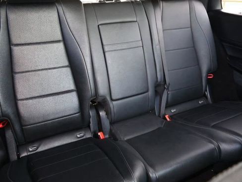 Used 2024 Mercedes-Benz GLE 350 4MATIC w/ 3rd Row Seat Package image 21