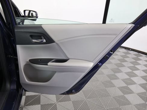 Used 2014 Honda Accord EX image 21