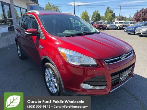 Used 2014 Ford Escape Titanium AWD/4WD image 3