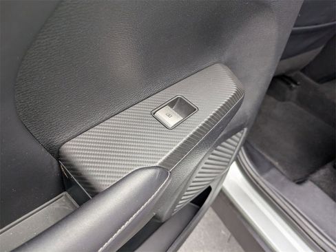 Used 2024 Mitsubishi Outlander SE image 28