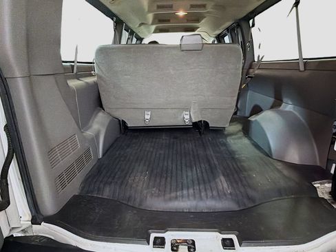 Used 2013 Chevrolet Express 3500 LS w/ Power Package RWD image 17