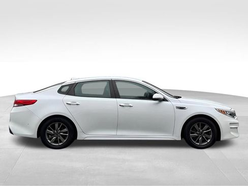 Used 2016 Kia Optima LX w/ Technology Package image 4