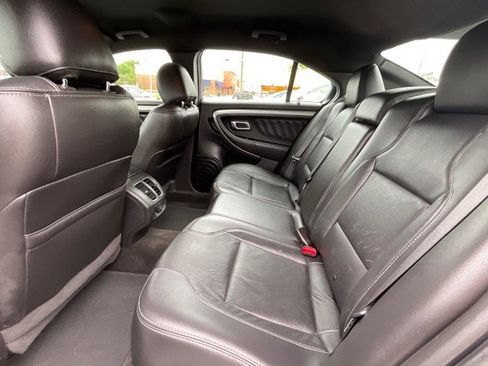 Used 2015 Ford Taurus SEL FWD image 25