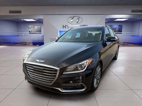 Used 2018 Genesis G80 3.8 w/ Option Group 02 RWD image 6