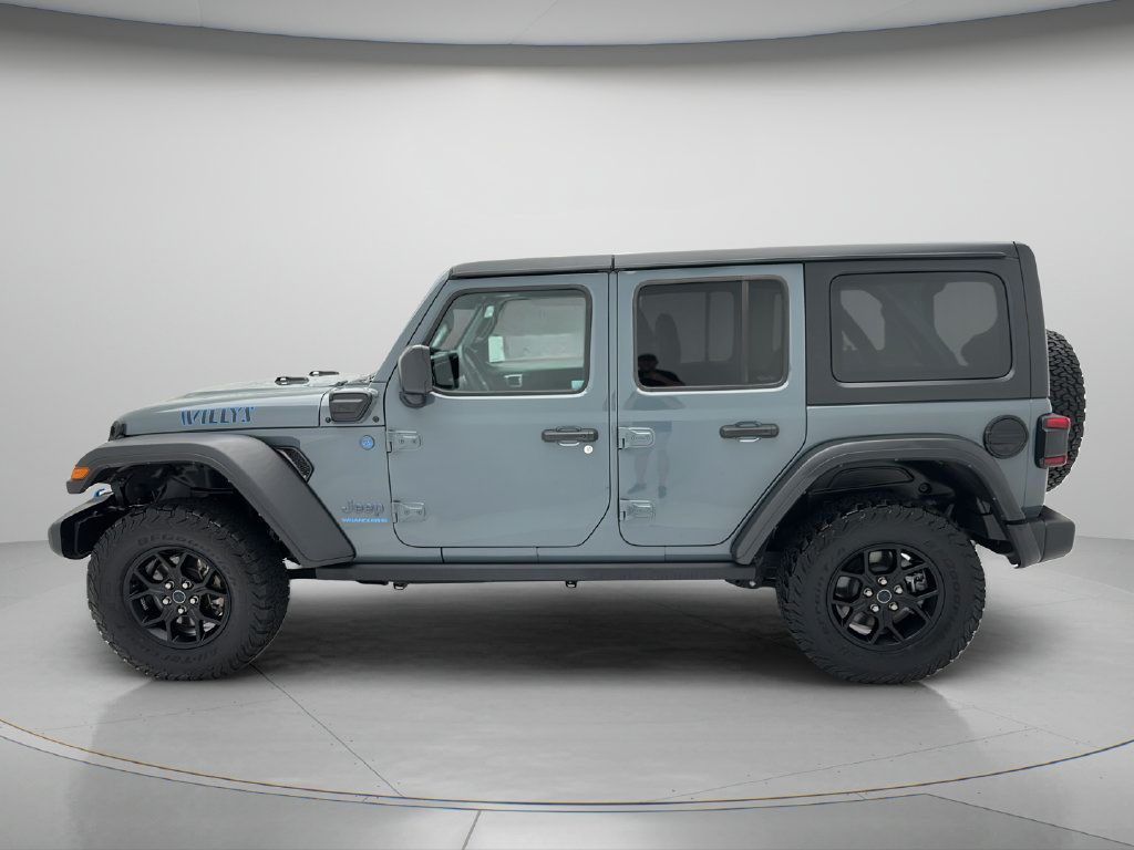Used 2024 Jeep Wrangler Unlimited AWD/4WD image 8