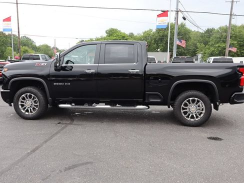 New 2026 Chevrolet Silverado 2500 LT w/ Z71 Chrome Sport Edition AWD/4WD image 21