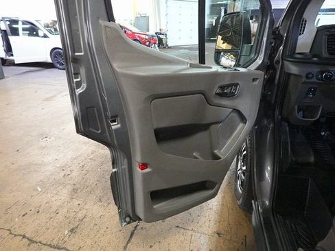 Used 2024 Ford E-Transit Low Roof image 6